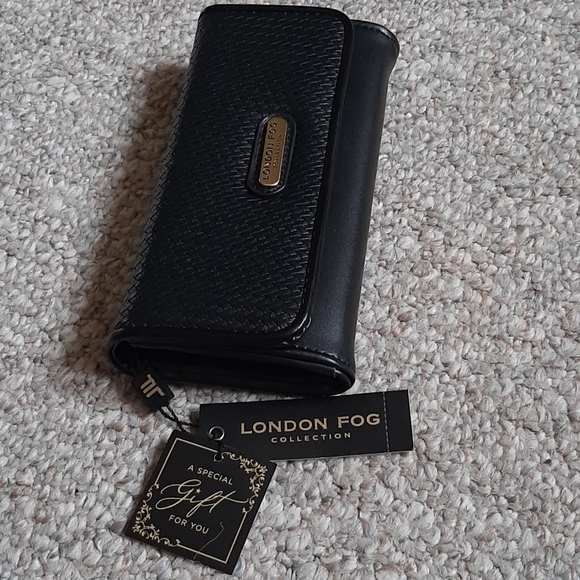 New London Fog Collection Wallet - Picture 3 of 15